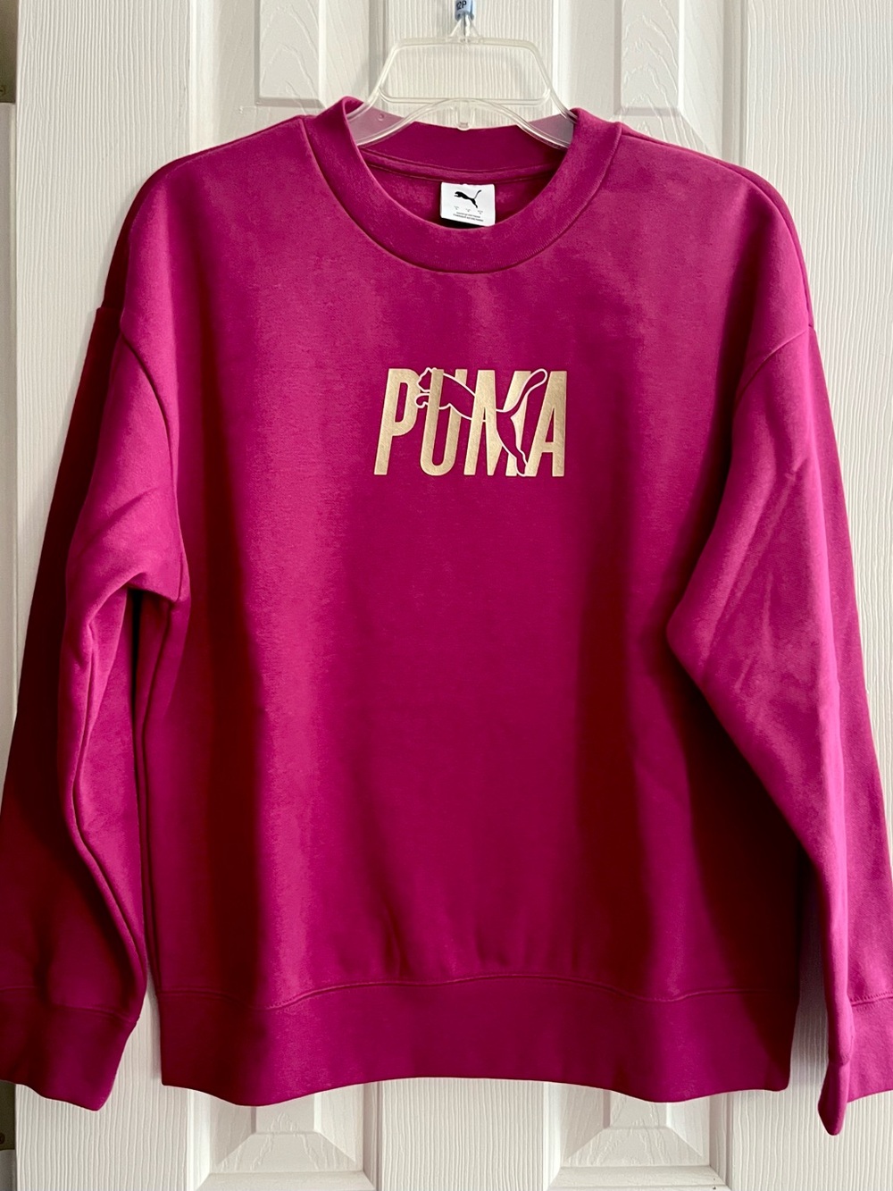 Women's Puma Fuchsia Crewneck Sweatshirt with Logo